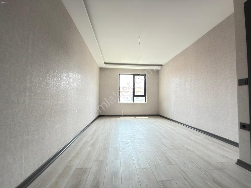 Keçiören'de Çift Banyolu Krediye Uygun Katta Sıfır 3+1 Daire — fotoğraf 22