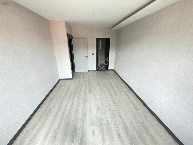 Keçiören'de Çift Banyolu Krediye Uygun Katta Sıfır 3+1 Daire — fotoğraf 27