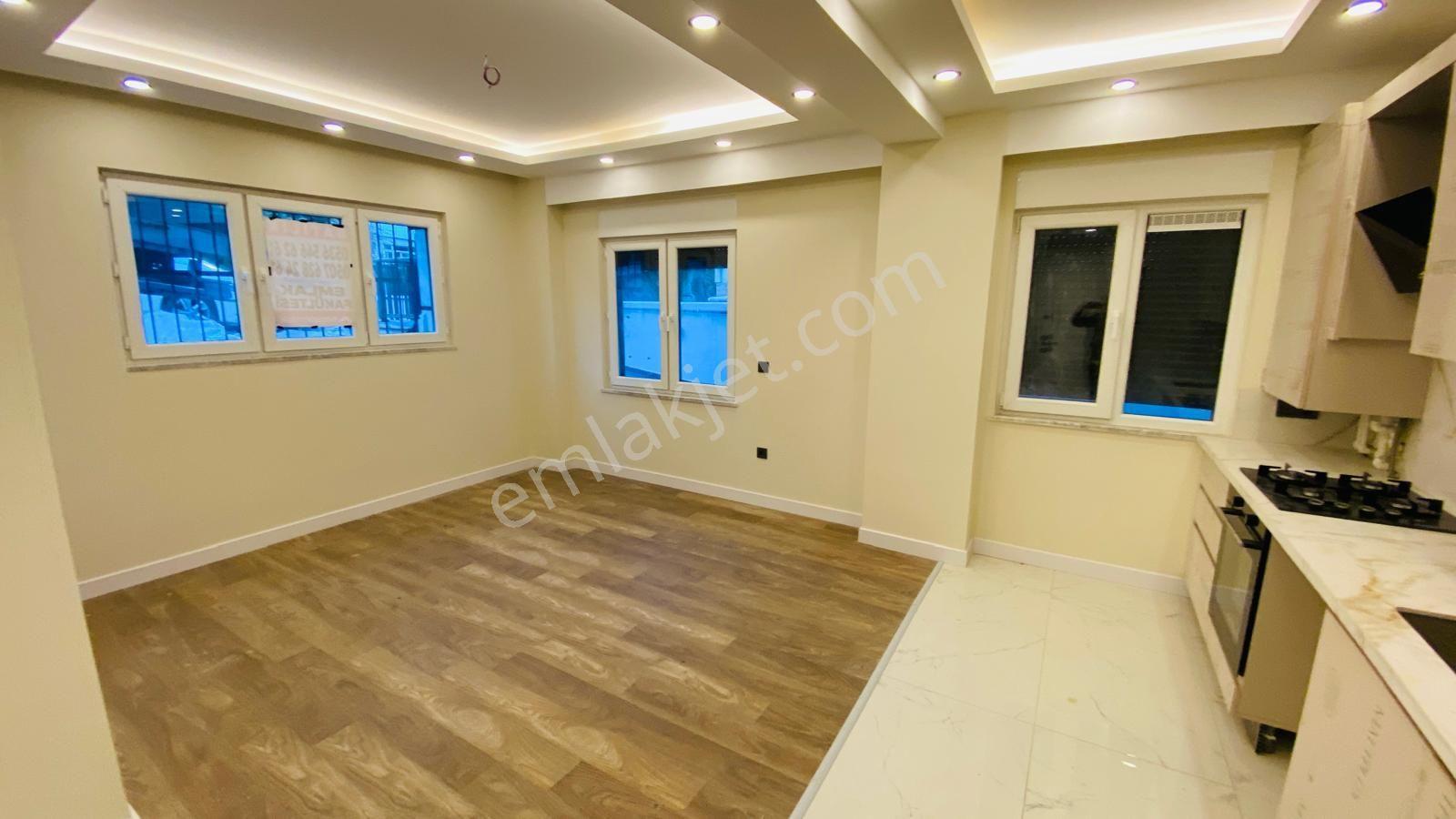 Göztepe Metroya 10 Dk 1+1 Giriş Kat Lüx Daire — fotoğraf 5