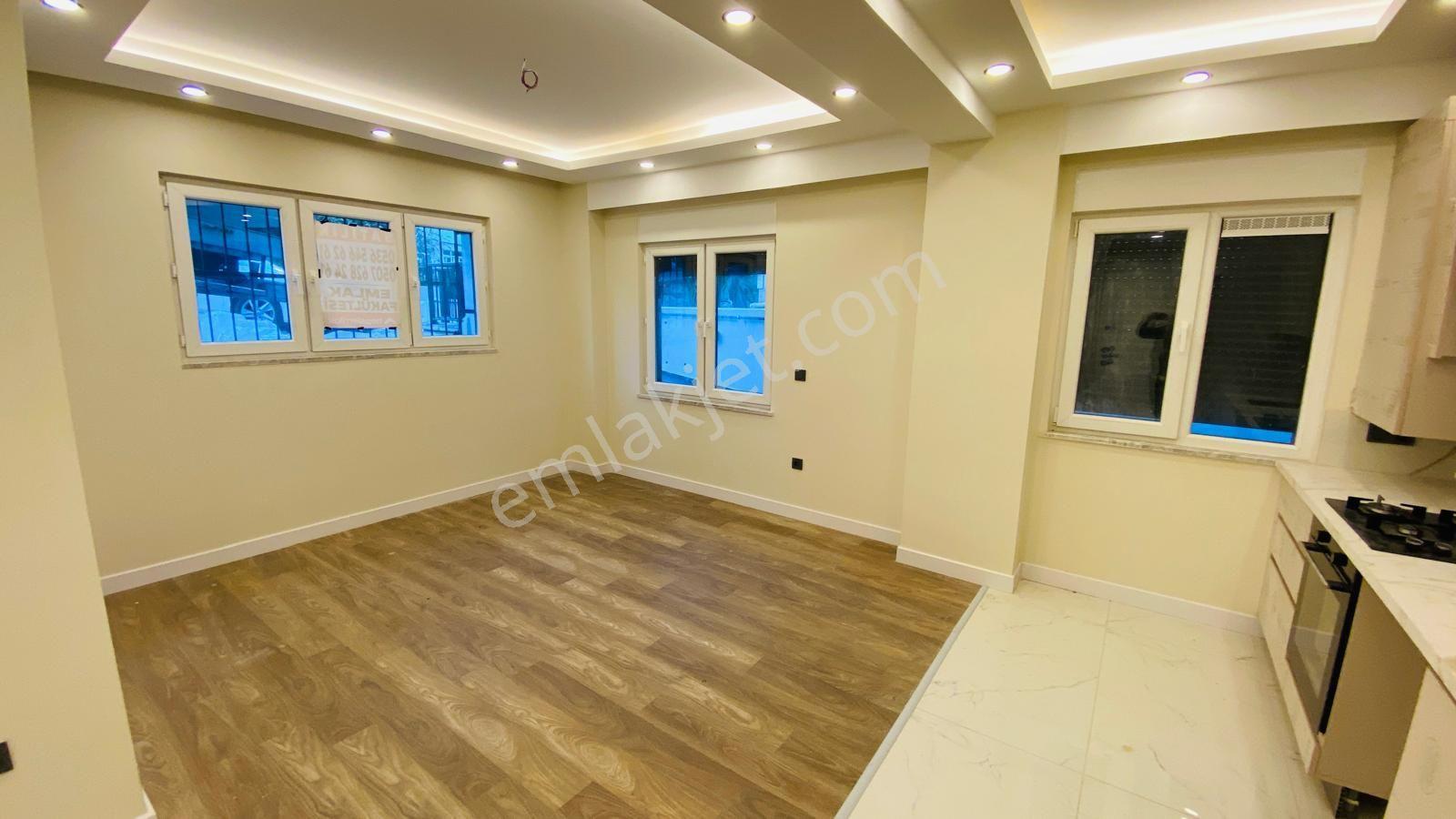 Göztepe Metroya 10 Dk 1+1 Giriş Kat Lüx Daire — fotoğraf 6
