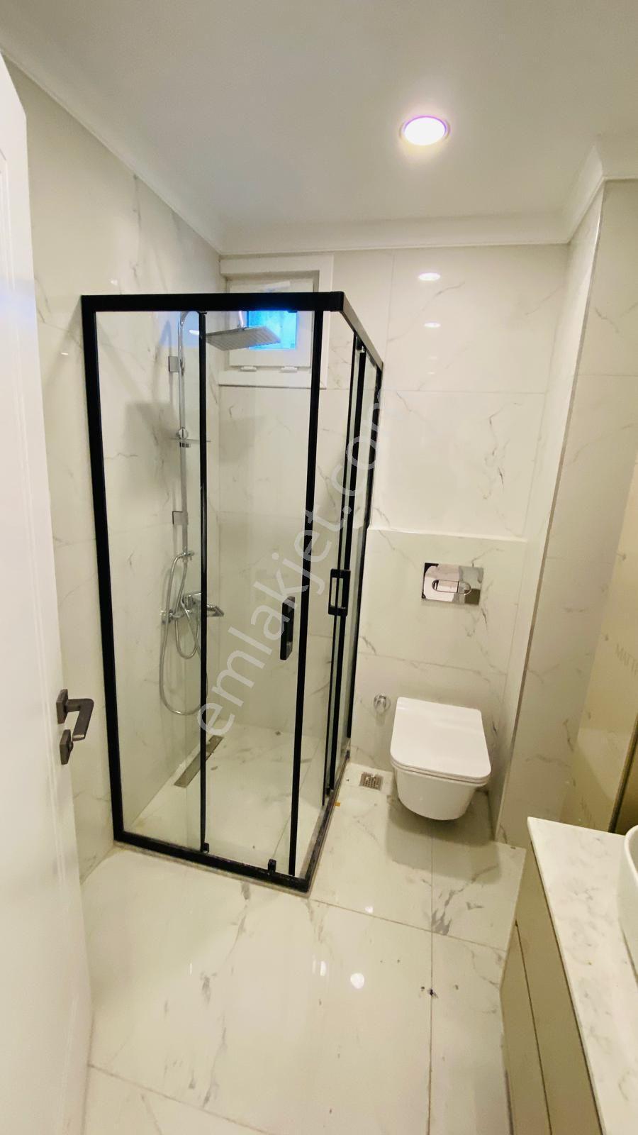 Göztepe Metroya 10 Dk 1+1 Giriş Kat Lüx Daire — fotoğraf 11