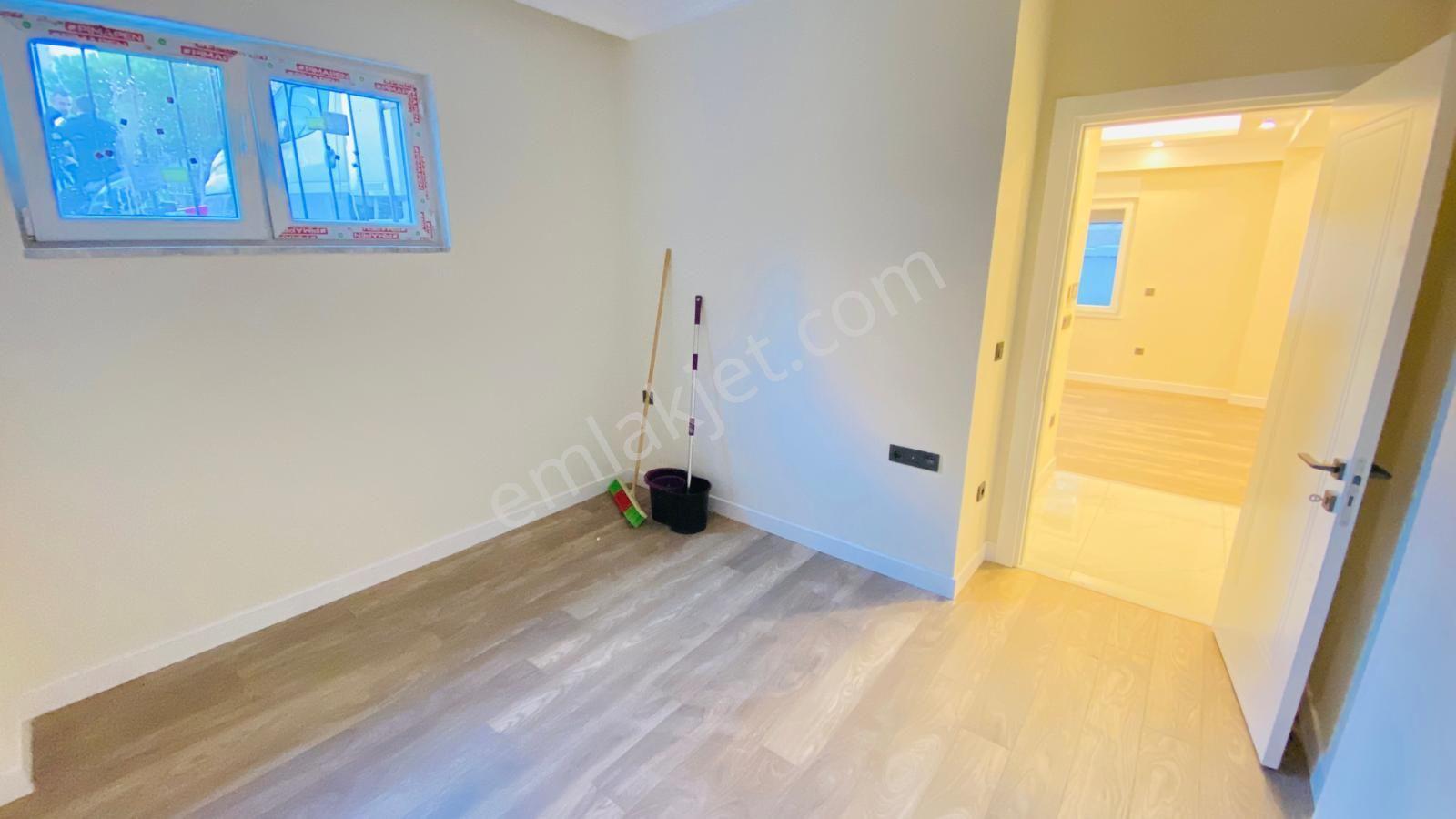 Göztepe Metroya 10 Dk 1+1 Giriş Kat Lüx Daire — fotoğraf 12