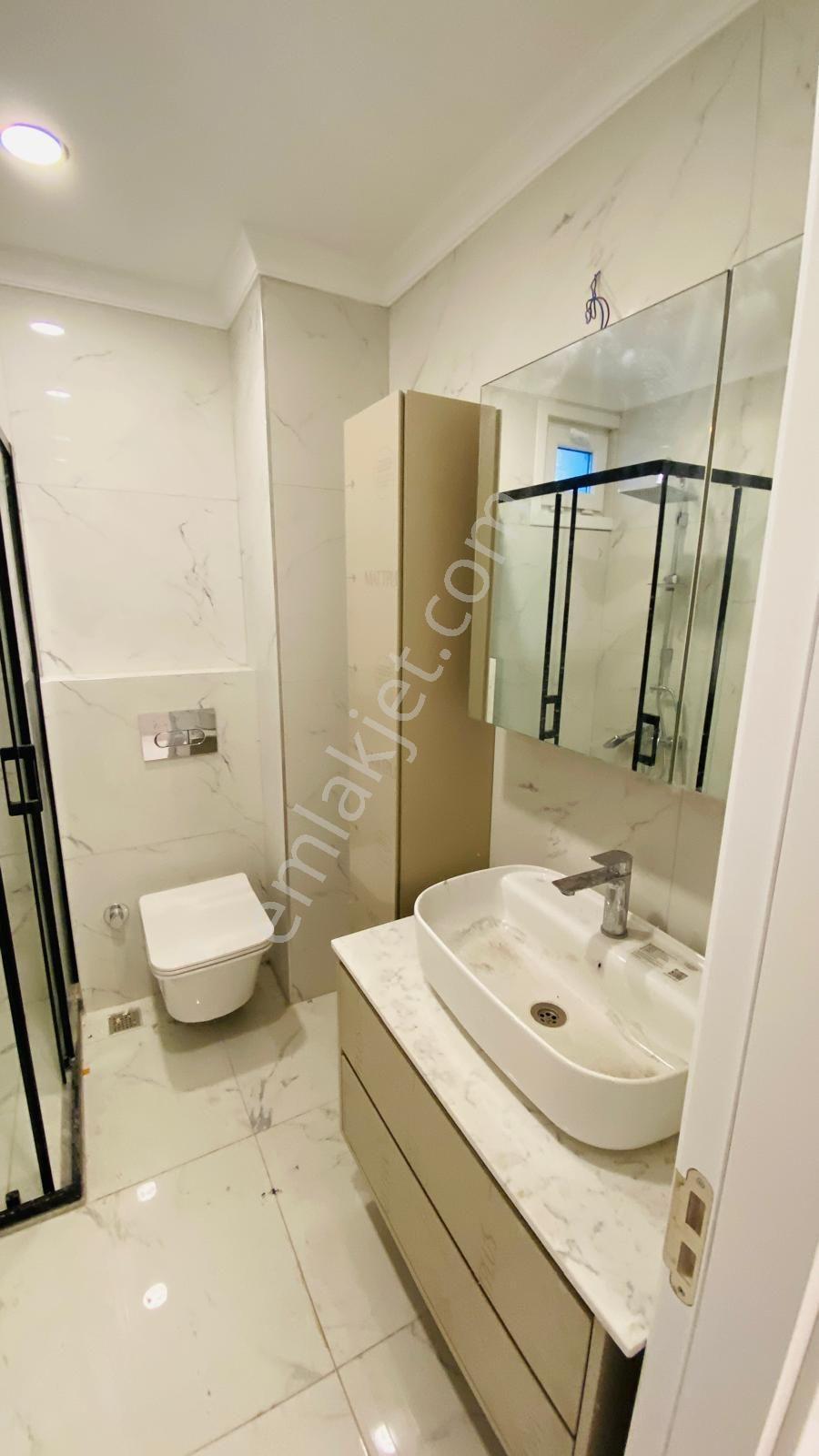 Göztepe Metroya 10 Dk 1+1 Giriş Kat Lüx Daire — fotoğraf 14
