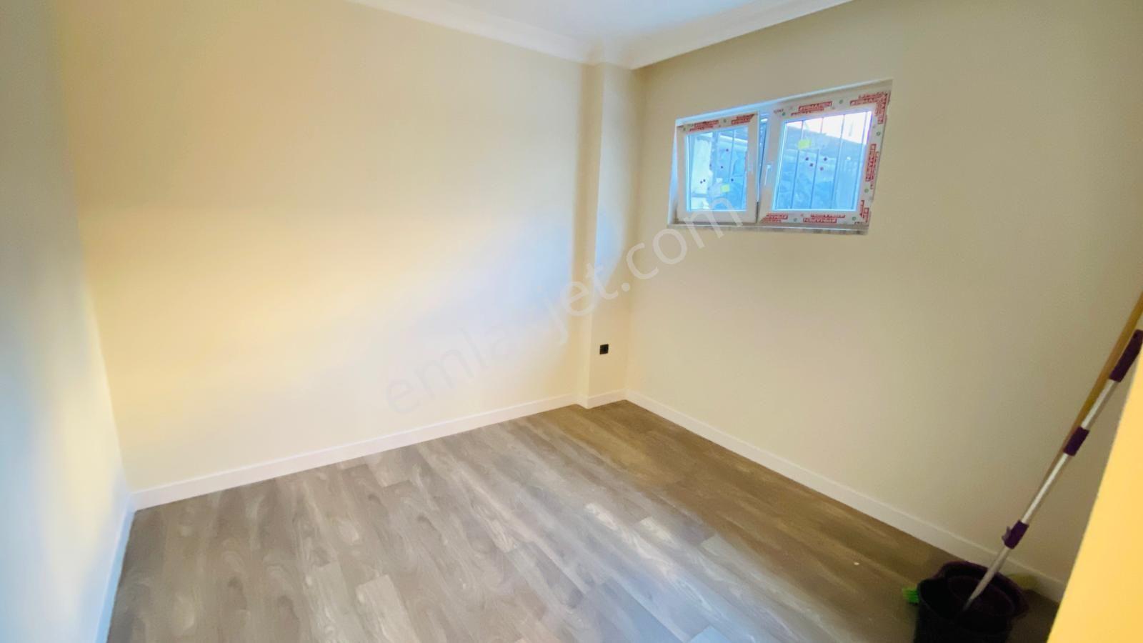 Göztepe Metroya 10 Dk 1+1 Giriş Kat Lüx Daire — fotoğraf 16