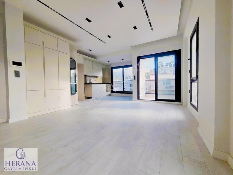 Fethiye Merkezde Denize 100M. Mesafede Şık 2+1Dubleks