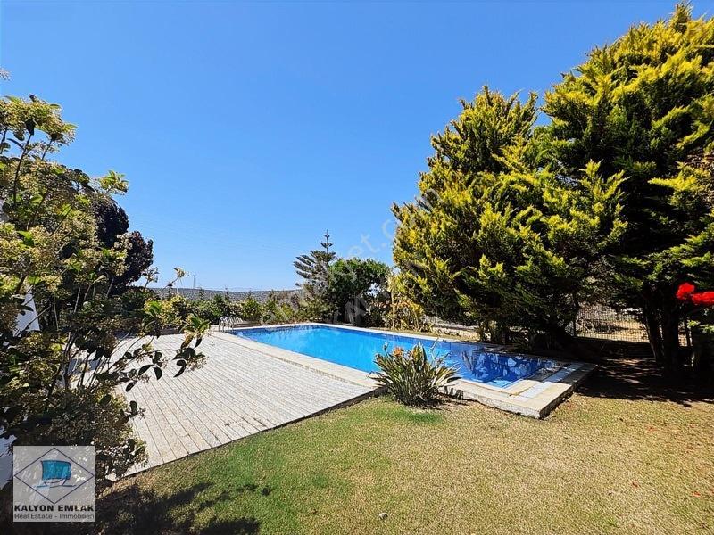 Kalyon'dan Modern Tasarımlı Ve Doğa İle İç İçe Havuzlu Villa — fotoğraf 9