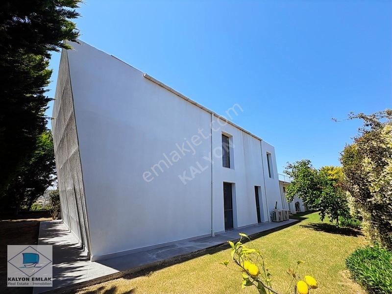 Kalyon'dan Modern Tasarımlı Ve Doğa İle İç İçe Havuzlu Villa — fotoğraf 12
