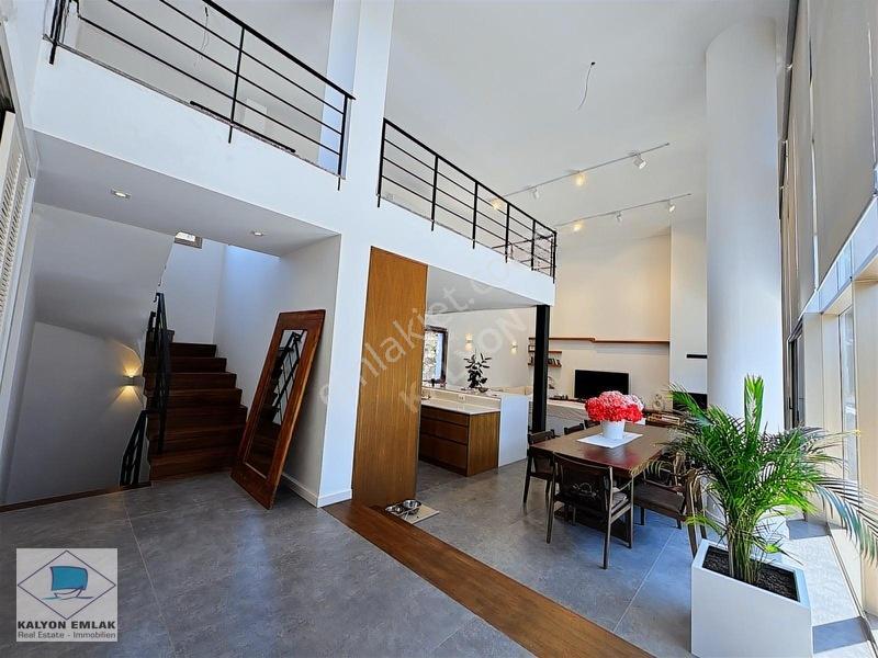 Kalyon'dan Modern Tasarımlı Ve Doğa İle İç İçe Havuzlu Villa — fotoğraf 15
