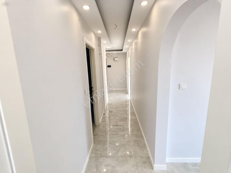 Buğra Dan Metromal Karşısında Full Yapılı Ara Kat Boş Daire — fotoğraf 10