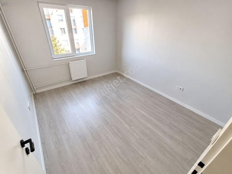 Buğra Dan Metromal Karşısında Full Yapılı Ara Kat Boş Daire — fotoğraf 14