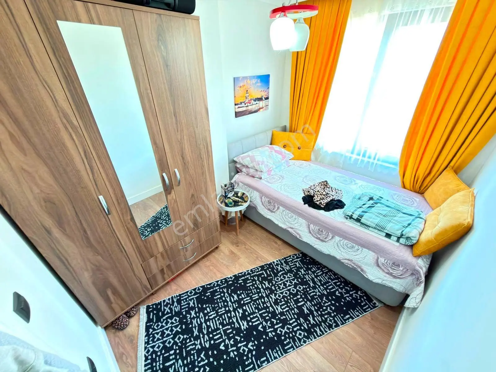 Referans’tan Akçay’da Doğa Manzaralı Ara Kat Ön Cephe 1+1 Daire — fotoğraf 3