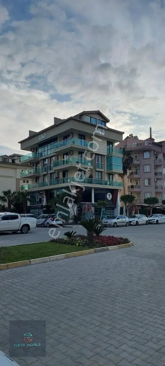 Alanya Kestel İsa Küçülmez Caddesinde Satılık 4+1 Dubleks