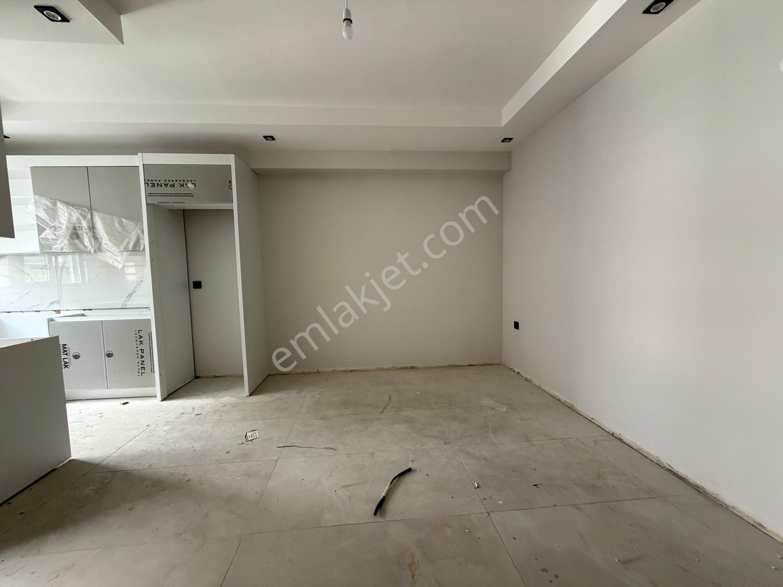 ▇varyant'tan Camivasat Mah. Vergi Dairesine Yakın 1+1 Daire — fotoğraf 5