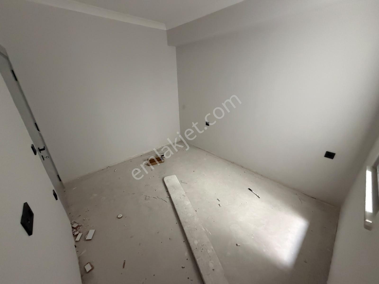 ▇varyant'tan Camivasat Mah. Vergi Dairesine Yakın 1+1 Daire — fotoğraf 13