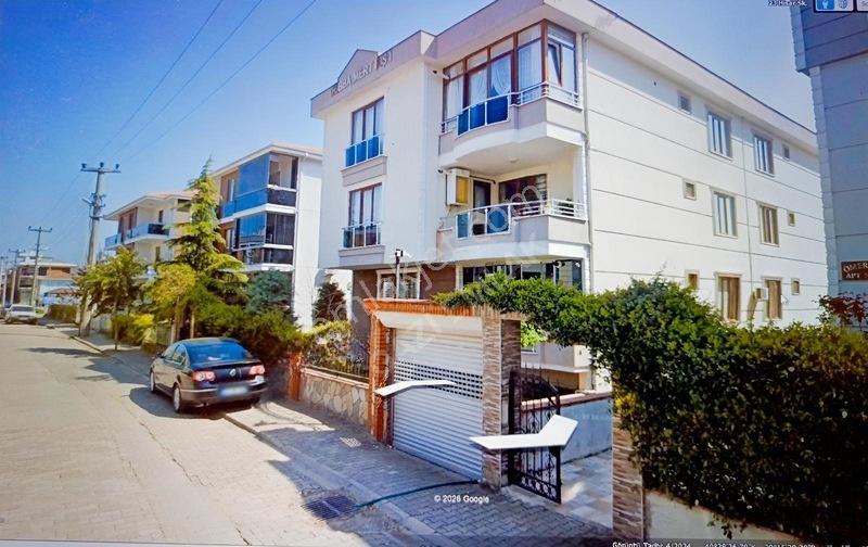 ""Gazi Emlak""Atakent-Marmaragaz Arkası 3+1 Arakat 12 Yıl 130 M