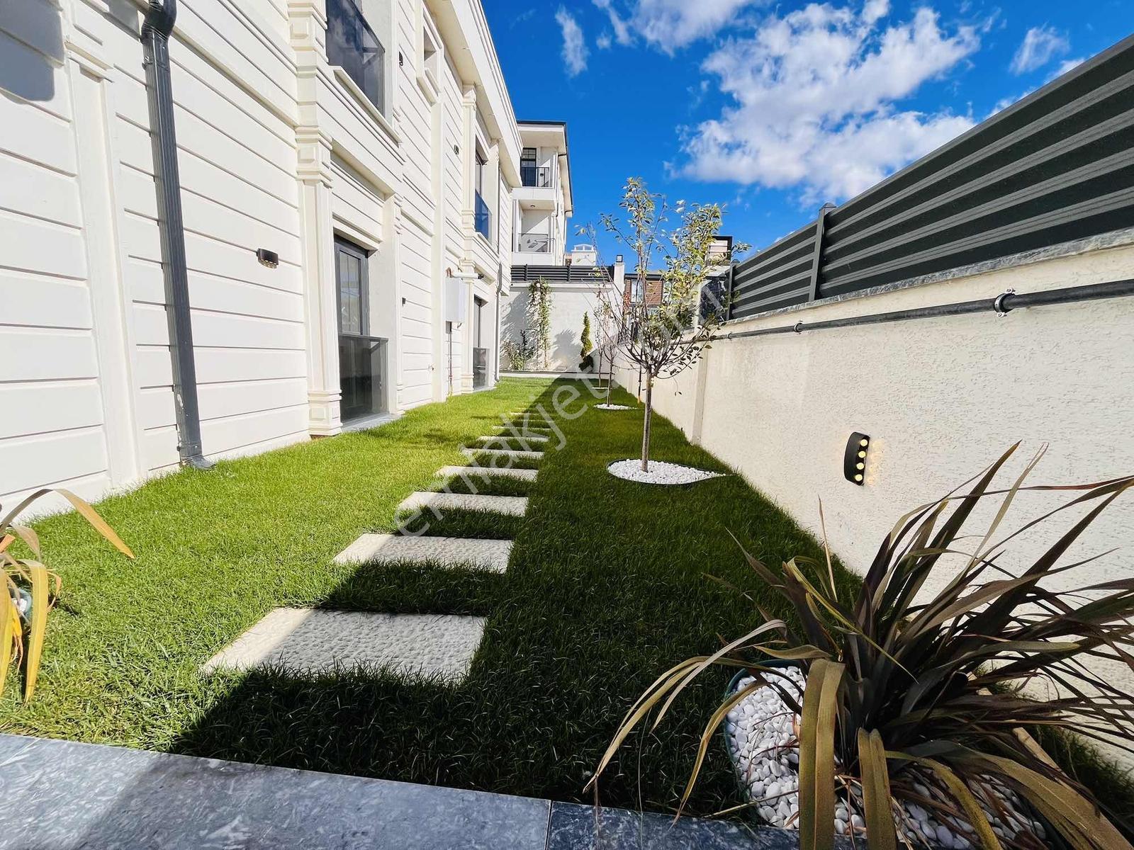 Re/max Kıyı Dan Satılık Havuzlu Müstakil Alt Yapılı Villa — fotoğraf 6