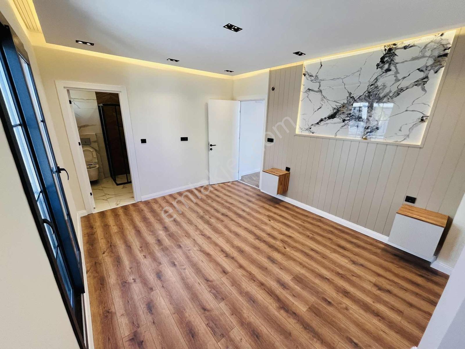 Re/max Kıyı Dan Satılık Havuzlu Müstakil Alt Yapılı Villa — fotoğraf 19