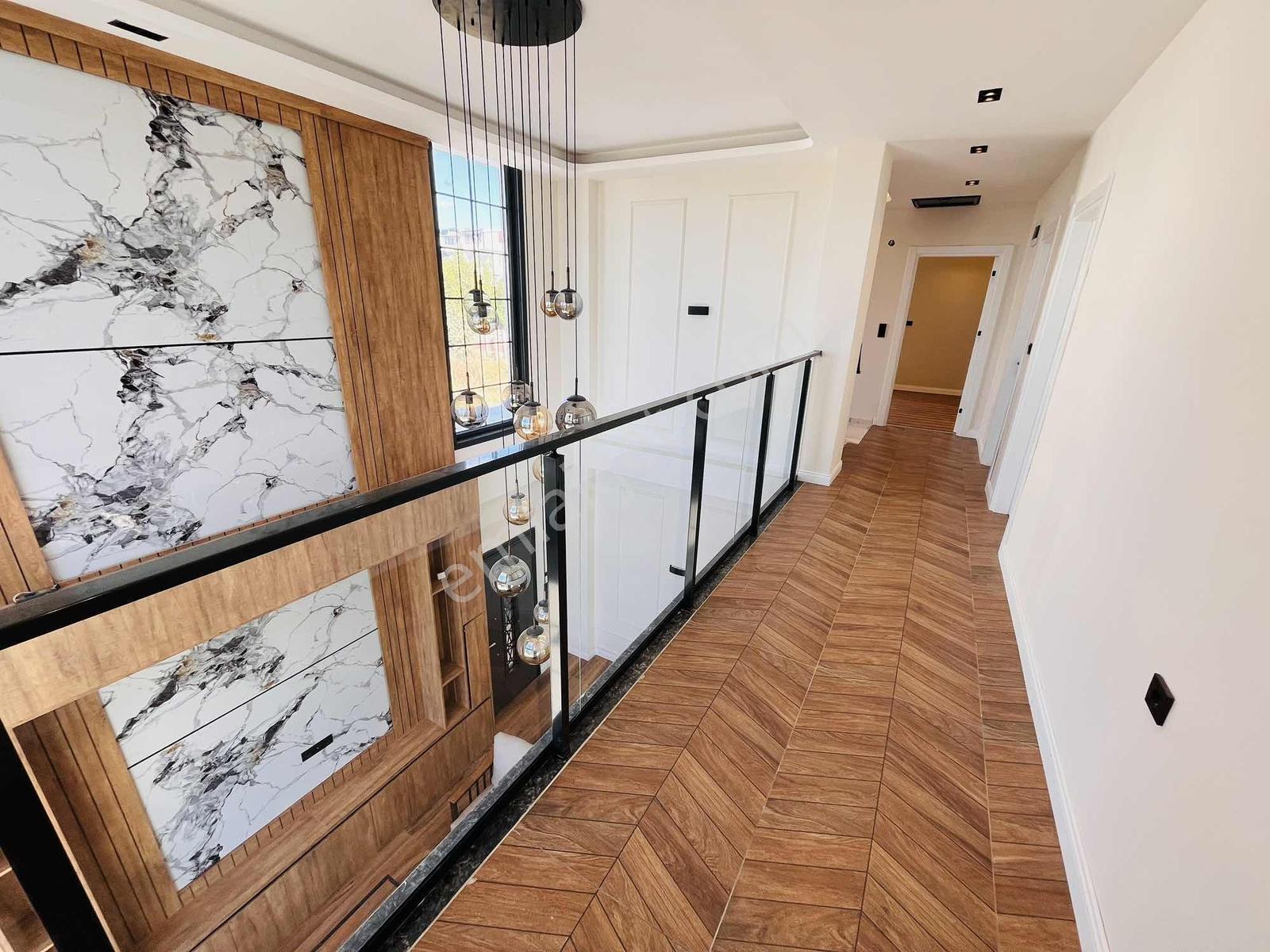 Re/max Kıyı Dan Satılık Havuzlu Müstakil Alt Yapılı Villa — fotoğraf 21
