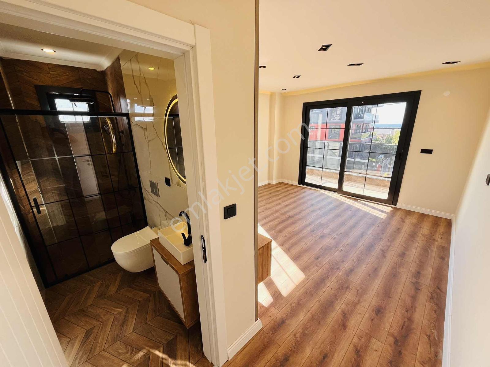 Re/max Kıyı Dan Satılık Havuzlu Müstakil Alt Yapılı Villa — fotoğraf 22