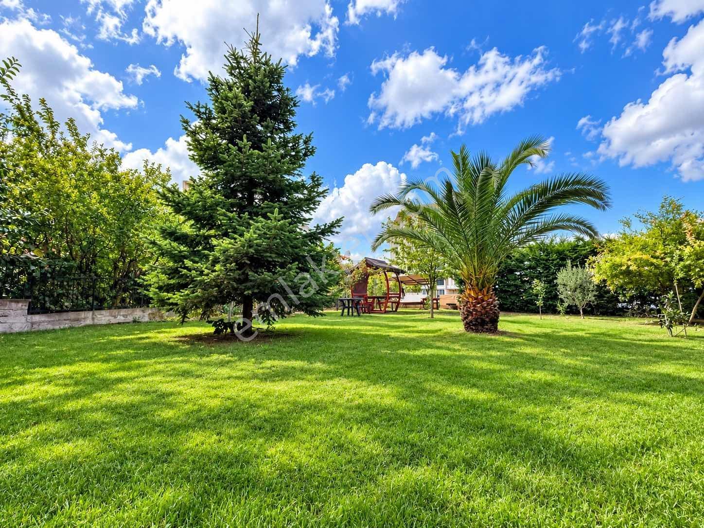 Çengelköy'de Villa Konforunda 220 M2 Keyifli Bahçe Dublexi — fotoğraf 27