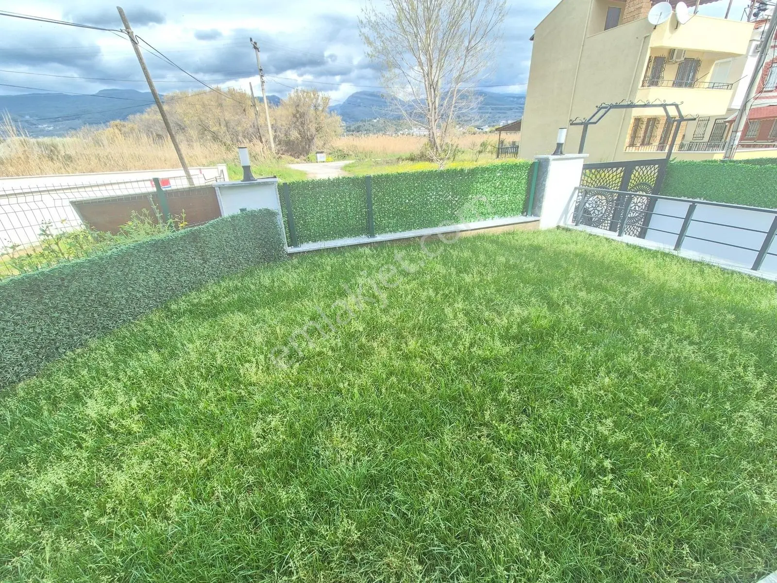 Artı Emlak'tan Güre'de Denize 150 M Satılık 3+1 Lüks Villa — fotoğraf 3