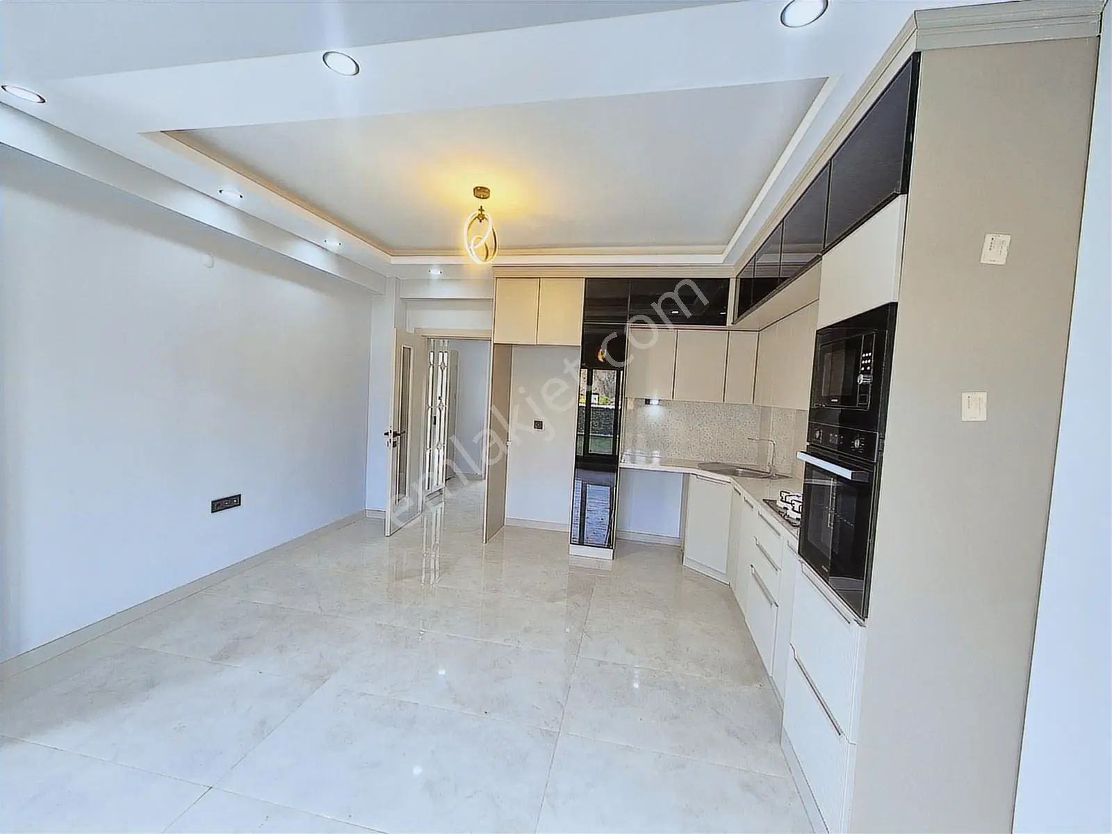 Artı Emlak'tan Güre'de Denize 150 M Satılık 3+1 Lüks Villa — fotoğraf 4