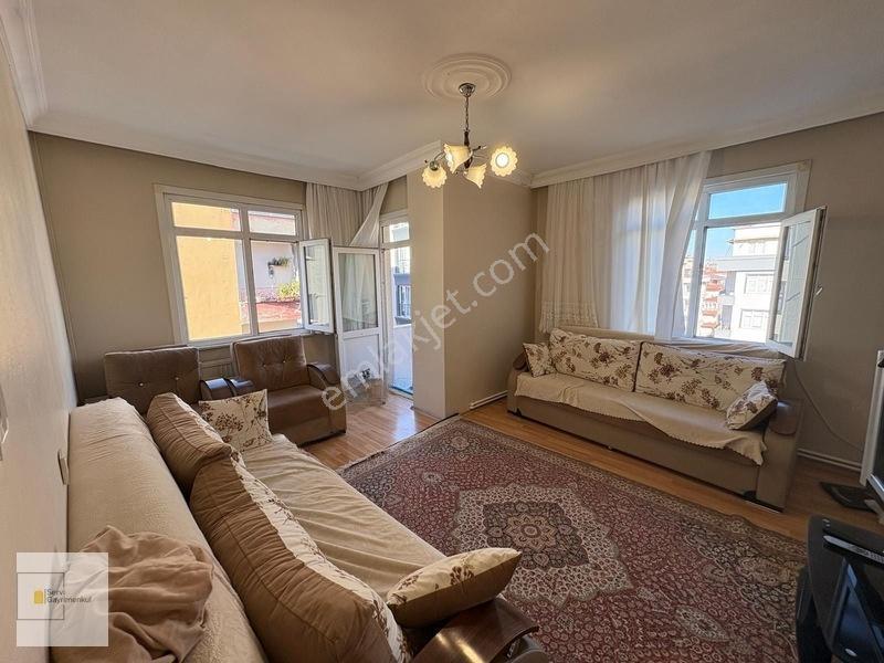 Bahçelievler Zafer'de 2+1 75 M2 Ara Kat Daire