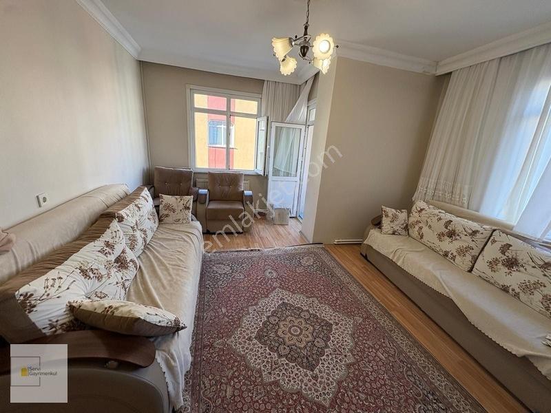 Bahçelievler Zafer'de 2+1 75 M2 Ara Kat Daire — fotoğraf 2