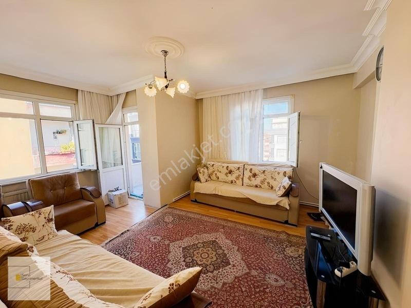 Bahçelievler Zafer'de 2+1 75 M2 Ara Kat Daire — fotoğraf 3