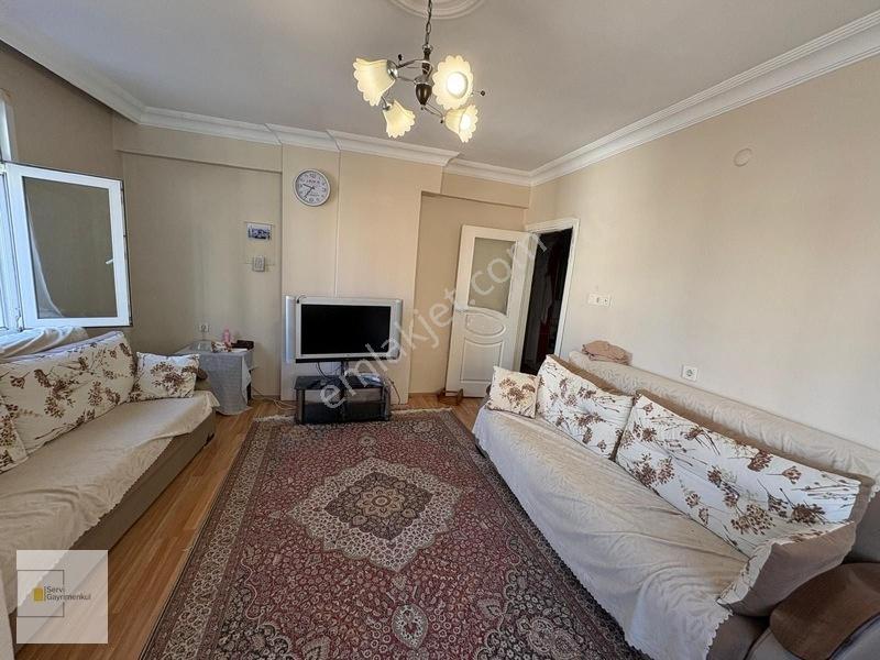 Bahçelievler Zafer'de 2+1 75 M2 Ara Kat Daire — fotoğraf 4