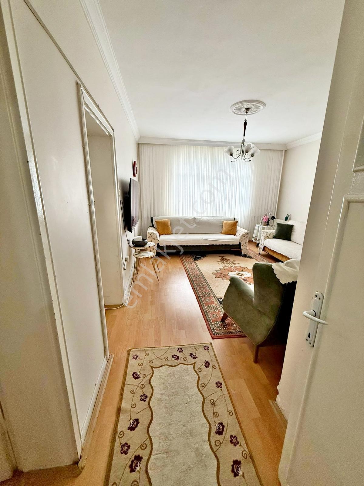 Veranka'dan Demetevler Lalegül'de Arakatta Acilsatılık 3+1 Daire — fotoğraf 7