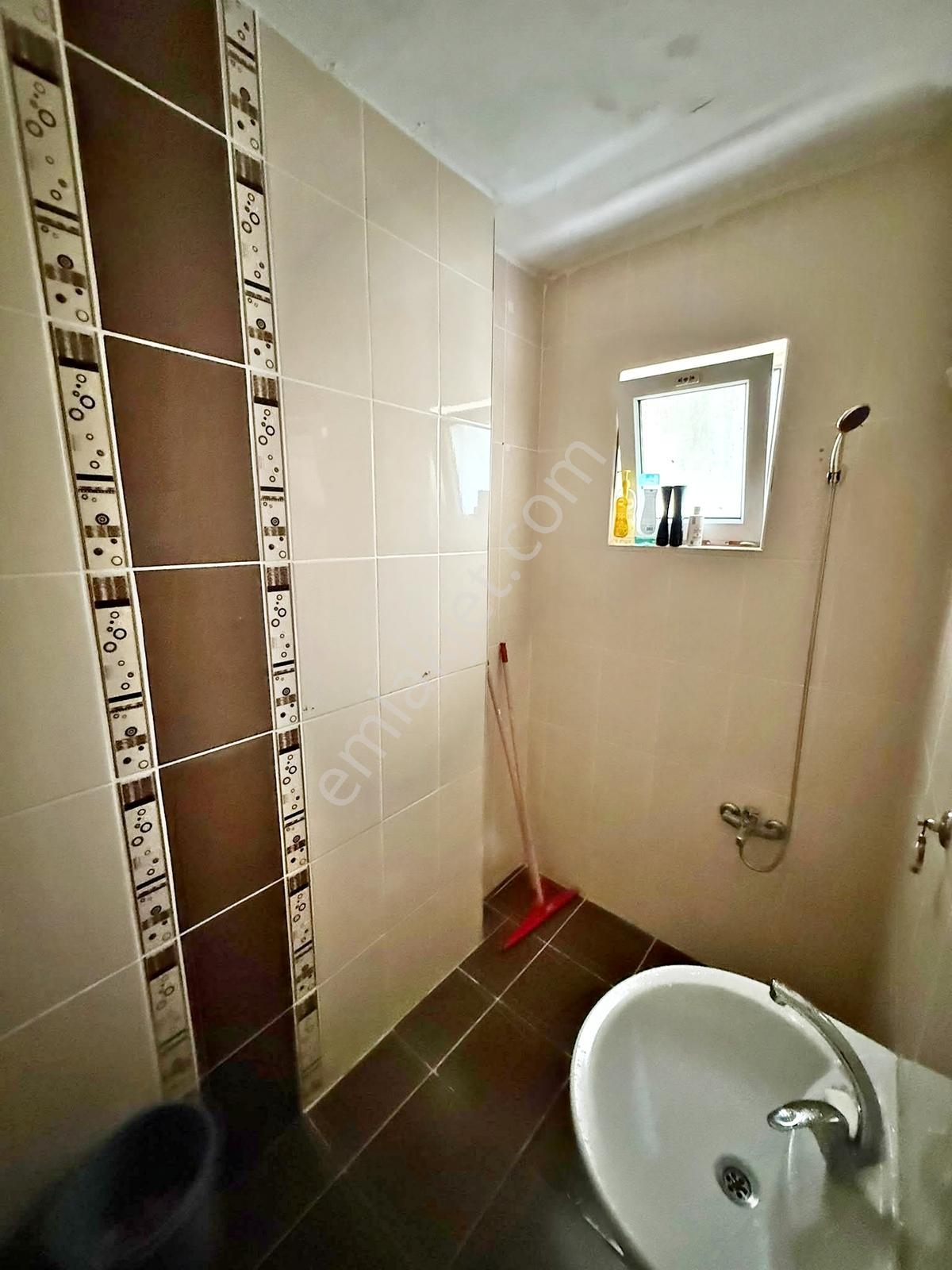 Veranka'dan Demetevler Lalegül'de Arakatta Acilsatılık 3+1 Daire — fotoğraf 32