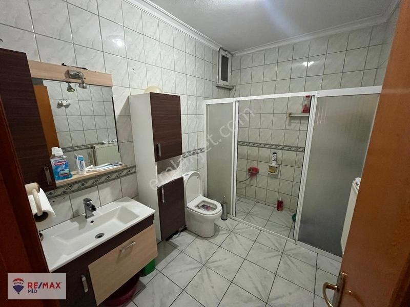 Remax Mid 'den -bahçelievlerde 3+1 Yüksek Girişi Satılık Daire — fotoğraf 14
