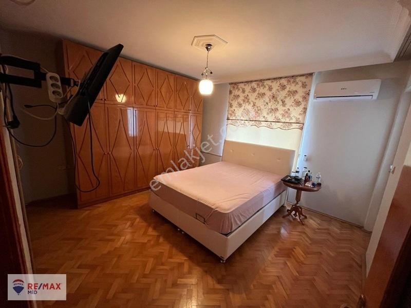 Remax Mid 'den -bahçelievlerde 3+1 Yüksek Girişi Satılık Daire — fotoğraf 16