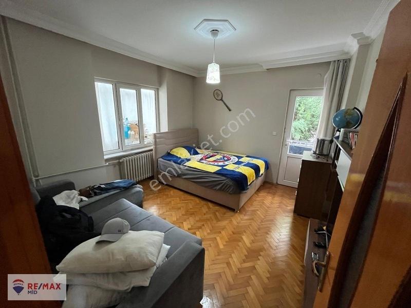 Remax Mid 'den -bahçelievlerde 3+1 Yüksek Girişi Satılık Daire — fotoğraf 20