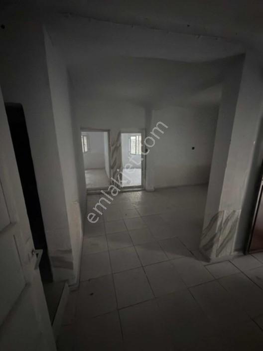 İsmetpaşada Ana Caddeye Yakın 4 Daireli Yatırımlık Müstakil Ev — fotoğraf 9