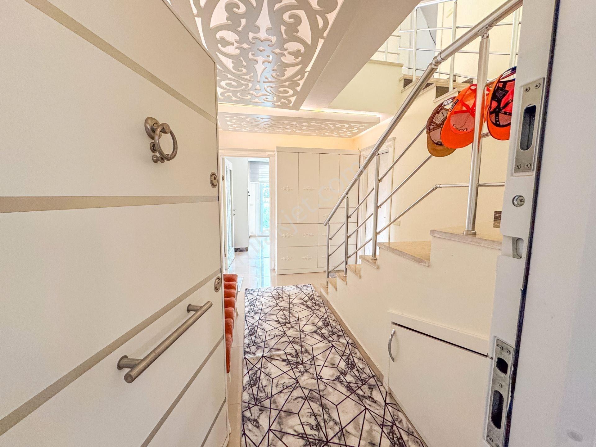 Alanya Kestel Satılık 3+1 Lüks Eşyalı Dubleks Daire — fotoğraf 5