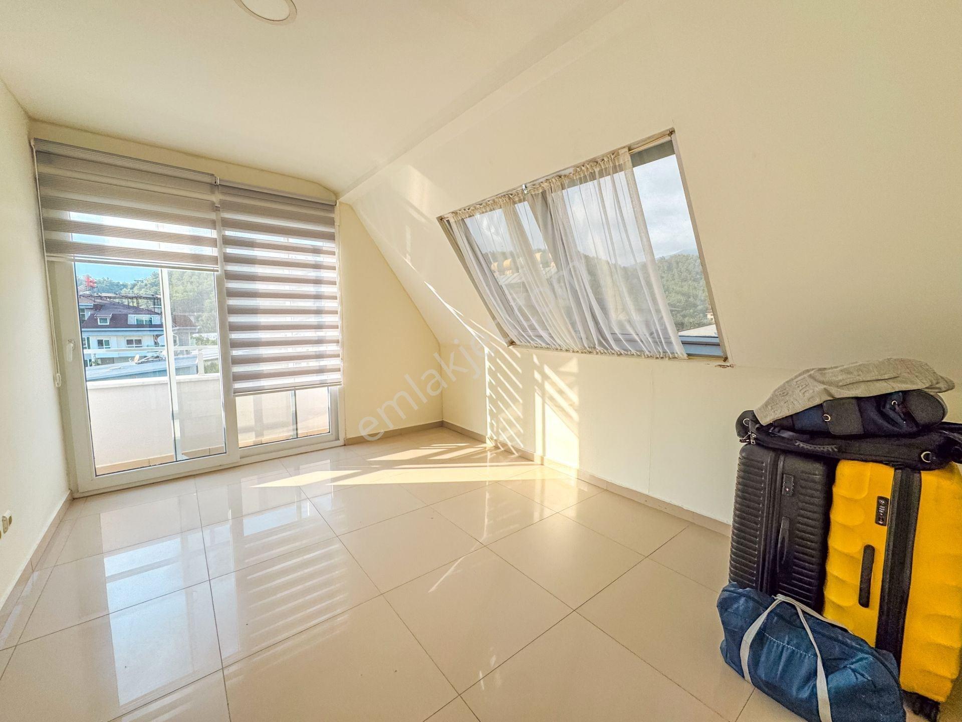 Alanya Kestel Satılık 3+1 Lüks Eşyalı Dubleks Daire — fotoğraf 12