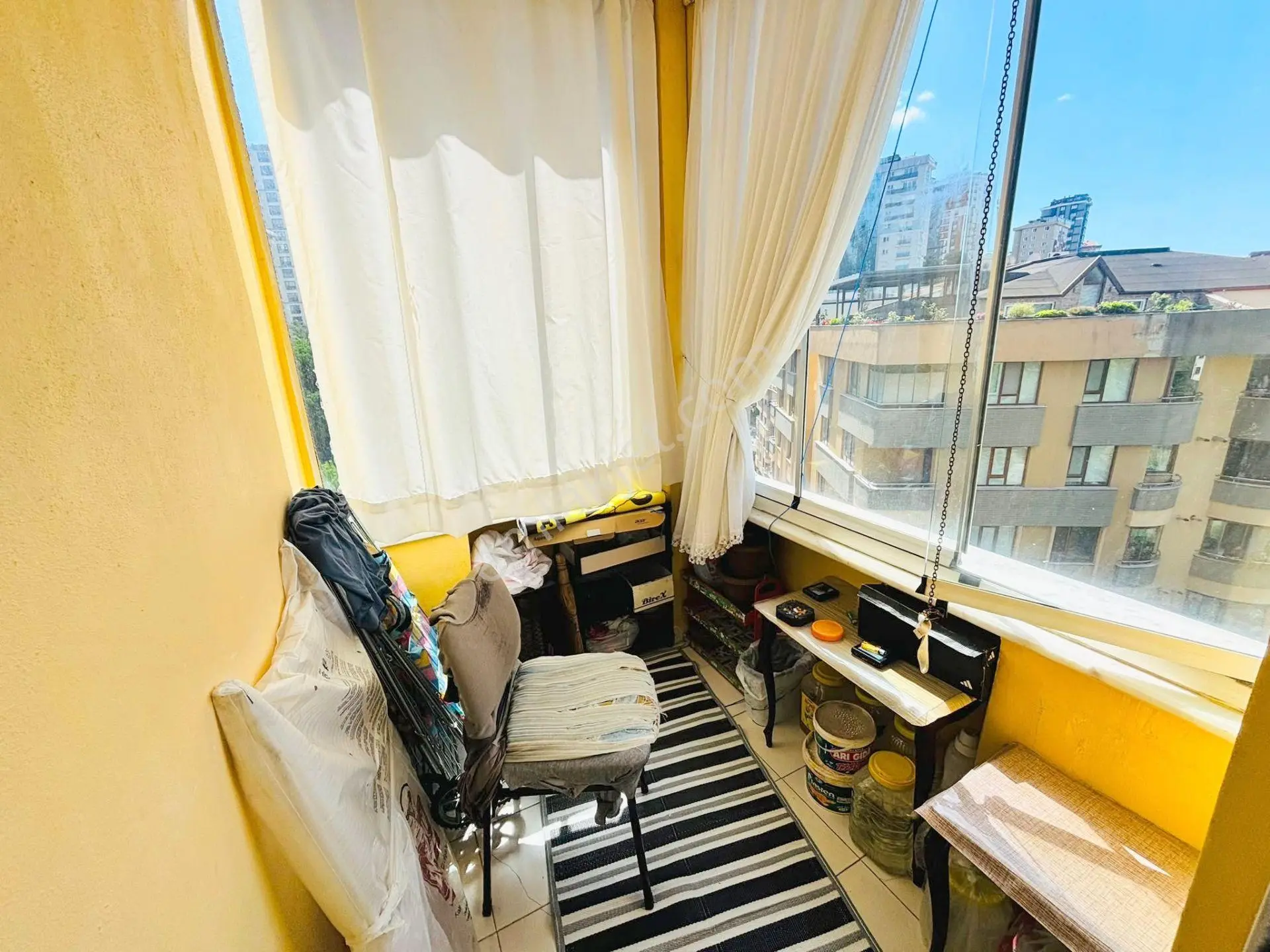 Mertcan'dan Yakacık Yeni Mah Site İçi Balkonlu Geniş 3+1 Daire — fotoğraf 5