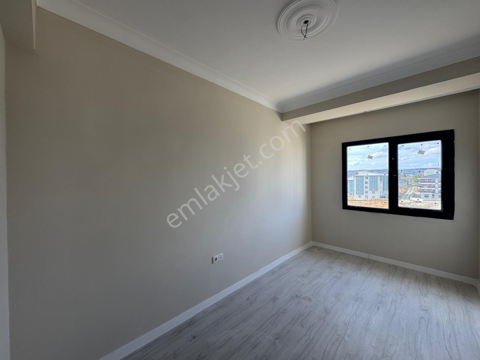 Zafer Mahallesi Geniş Ferah Oturuma Hazır 2+1 Daire — fotoğraf 8