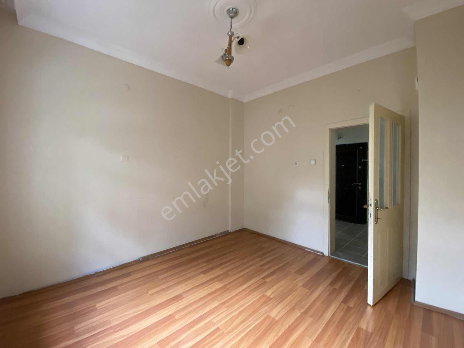 Cm Emlak Selçuk Mah. Eski Salı Pazarı Civ. Arakat 2+1 Daire — fotoğraf 16