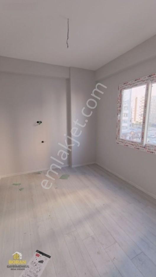 Kıyıboyuna Yakın Az Katlı Sıfır Binada 2+1 Satlık Daire — fotoğraf 4