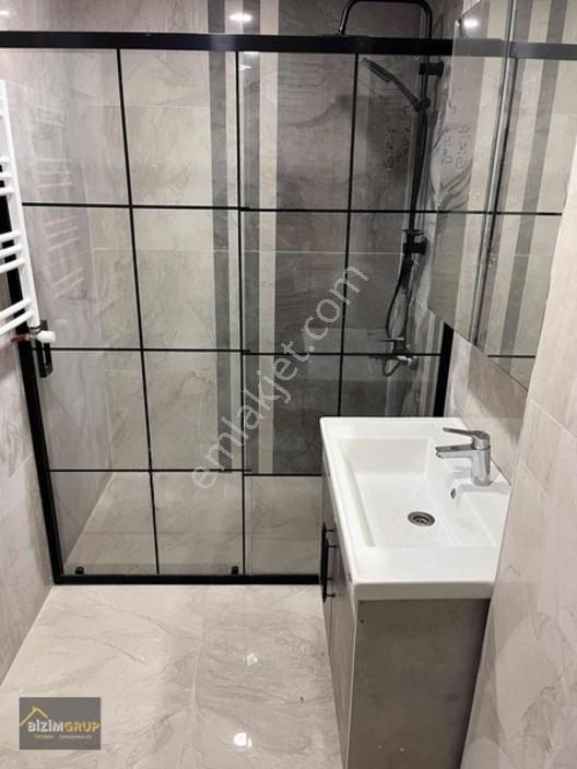 Merkez Ve Metro Yanı Lüks Site İçi 3+1 — fotoğraf 4