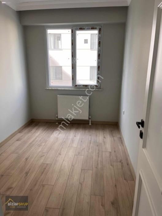 Merkez Ve Metro Yanı Lüks Site İçi 3+1 — fotoğraf 6