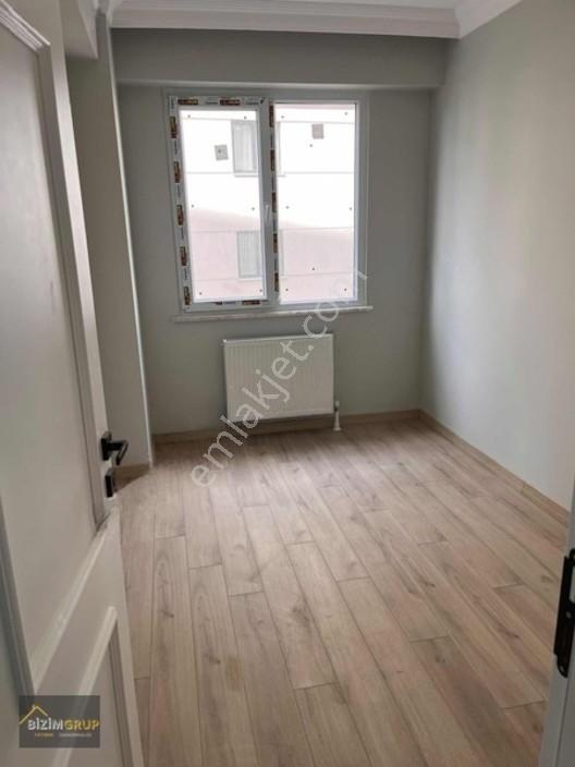 Merkez Ve Metro Yanı Lüks Site İçi 3+1 — fotoğraf 7