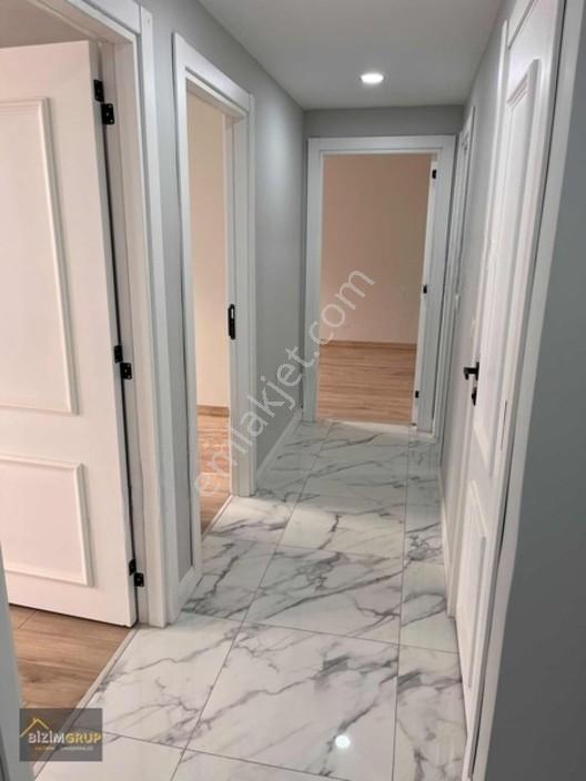 Merkez Ve Metro Yanı Lüks Site İçi 3+1 — fotoğraf 9