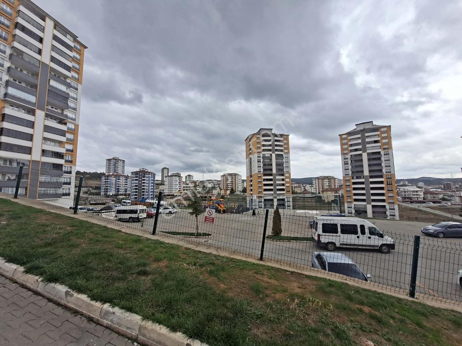 Değişim Emlak'tan Tosya Yolu Kaan Sitesinde Satılık 2+1 Daire — fotoğraf 19