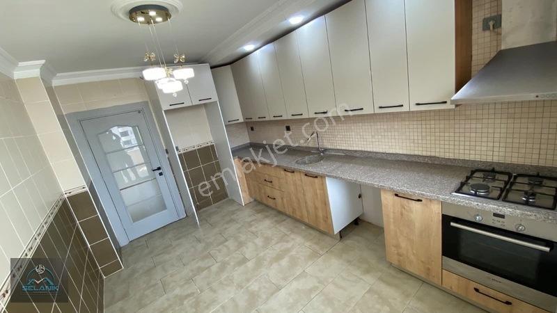 Belediye Evleri Mah. Satılık 3+1 Daire Extralı Cazip Daire