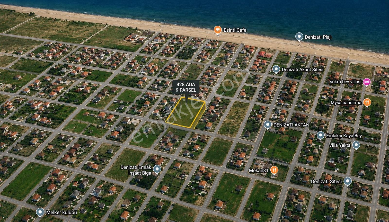 Denizatı Sitesinin Tam Merkezinde Satılık 300 M² İmarlı Arsa — fotoğraf 2