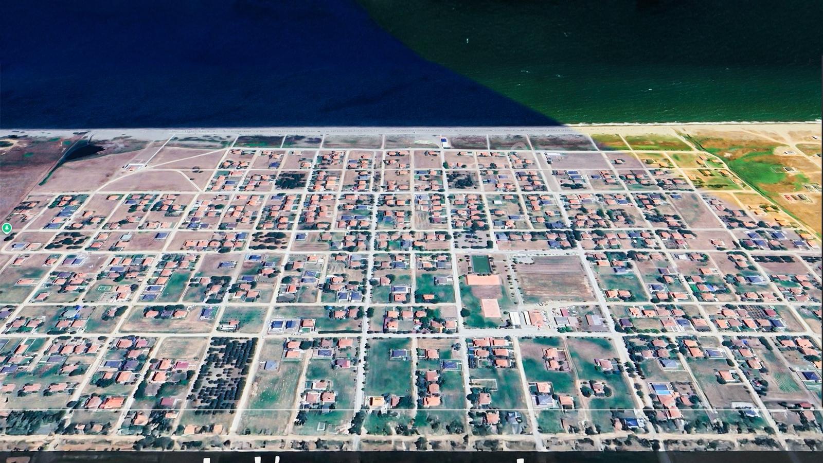 Denizatı Sitesinin Tam Merkezinde Satılık 300 M² İmarlı Arsa — fotoğraf 5